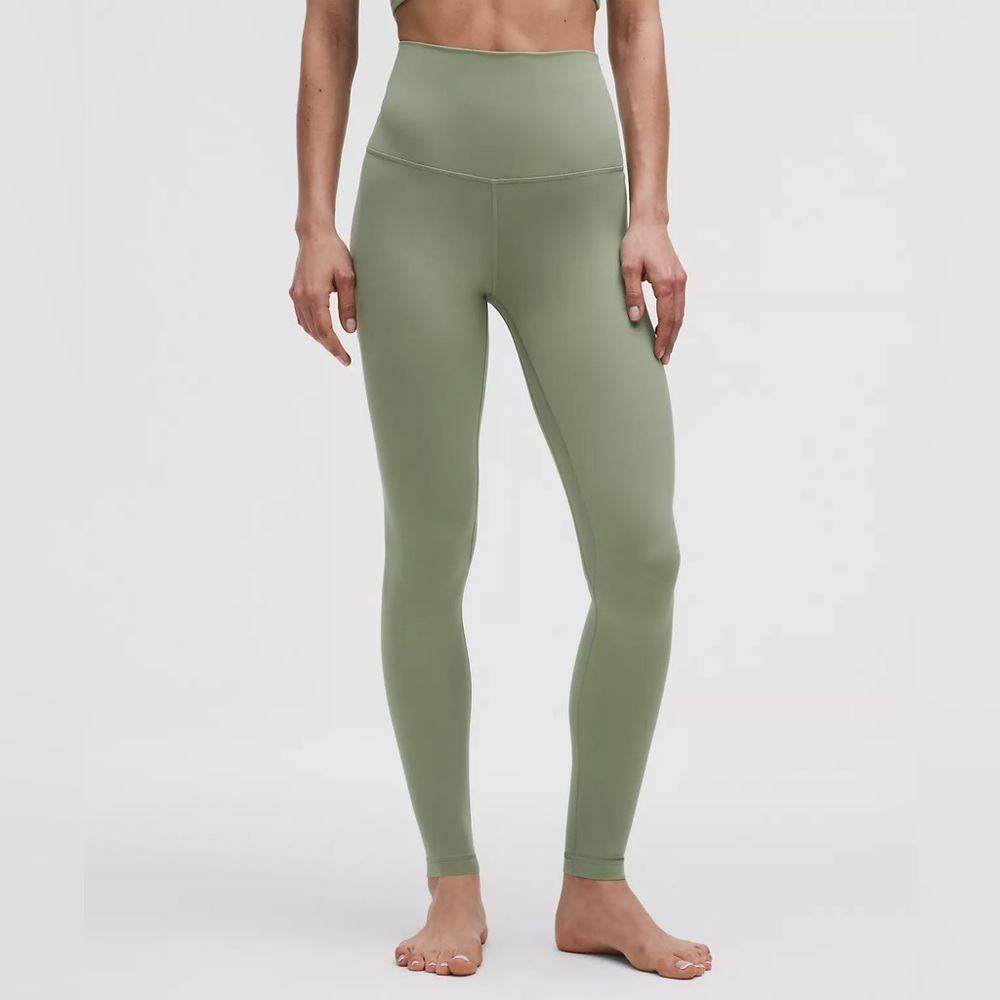 Lululemon Align Super-High-Rise Pant in Black